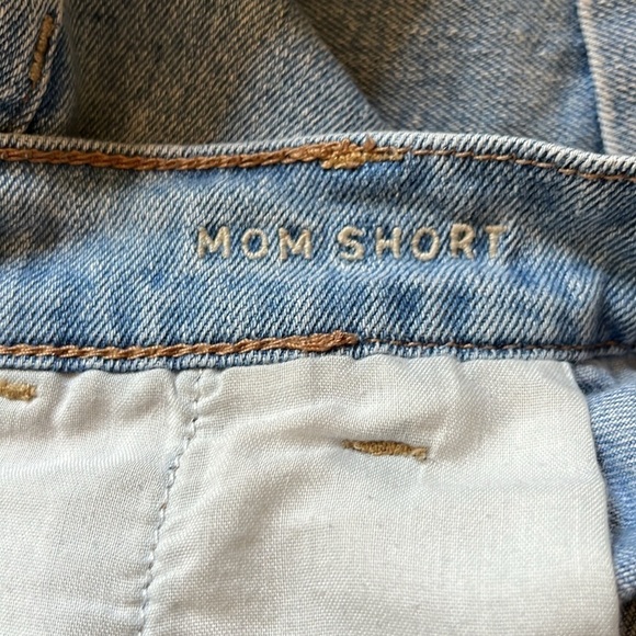 American Eagle | Pleated Mom Short 4" Inseam Mid-Wash Plus Size 18 Summer Spring - Picture 8 of 9